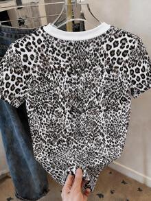 Resyla Women's Leopard Print Round Neck Short Sleeve T-Shirt - Multicolor - View 2