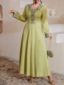 Modelyn Embroidered Trim Patchwork Elegant Modest Plus Size Long Sleeve Dress - Green - View 6