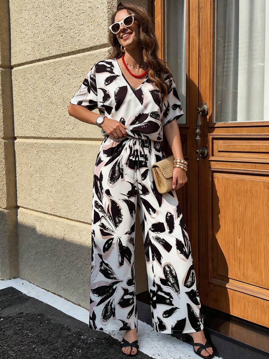 Solivie 女士优雅印花套装，短袖上衣搭配阔腿裤，舒适凉爽，适合春夏穿着。 - 彩色 - 查看 1