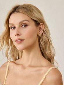 MOTF PREMIUM 简约小巧清新海星耳钉，甜美仿珍珠耳环，迷你小星星耳环（女士款） - 金色 - 查看 7