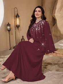 Al Najma Elegant Loose Fit Rhinestone Embellished V-Neck Long Sleeve Dress, Comfortable Shiny Fabric, Suitable For Formal Occasions, Plus Size - Burgundy - View 2