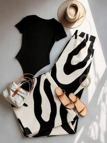 Franclia 2026 New Spring/Summer Outfit, Combining Minimalist Sexy And Casual Chic, Featuring Retro Printed Fashion Sense. Top: V-Neck Short Sleeve Jumpsuit With Fitted Stretchy Silhouette. Bottom: High-Waisted Wide-Leg Pants With Abstract Wave Print, Relaxed And Flattering. Women's 2-Piece Set In Black, Digital Print, And Minimalist Versatile Design. - Black - View 2