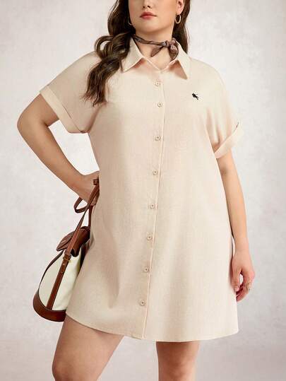 Zelara 大码夏季休闲前扣连衣裙