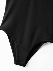 Franclia 2026 New Spring/Summer Outfit, Combining Minimalist Sexy And Casual Chic, Featuring Retro Printed Fashion Sense. Top: V-Neck Short Sleeve Jumpsuit With Fitted Stretchy Silhouette. Bottom: High-Waisted Wide-Leg Pants With Abstract Wave Print, Relaxed And Flattering. Women's 2-Piece Set In Black, Digital Print, And Minimalist Versatile Design. - Black - View 5