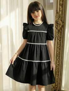 Sparklyn 女童休闲度假绿色蝴蝶结花瓣袖圆领连衣裙，甜美公主风，柔软舒适，适合夏季郊游、旅行、校园及日常穿着。 - 黑色 - 查看 7