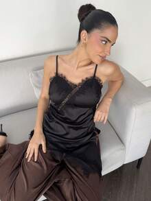 Marta Soriano 女士性感蕾丝吊带背心，缎面扭结不对称下摆露脐上衣，百搭叠穿单品 - 黑色 - 查看 4