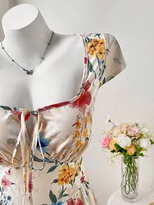 Sweetra Cute Cap Sleeve Fitted Floral Print Cake Dress, Spring/Summer - Apricot - View 4