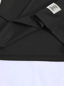 SHEIN Mirajuku 2件套青少年男童贴花装饰圆领短袖T恤和短裤休闲套装 - 黑色 - 查看 4