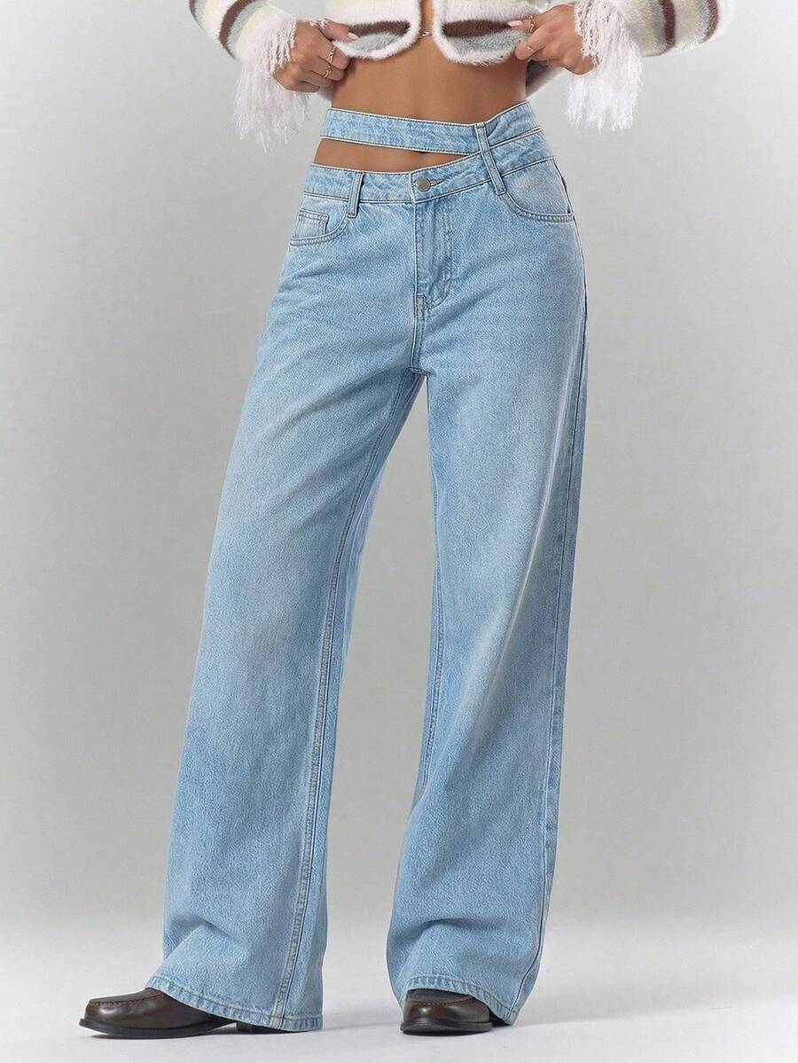 RueChic Jean à taille mi-haute avec ceinture détaillée en 100% coton, jambe évasée - Jean clair - Voir 1