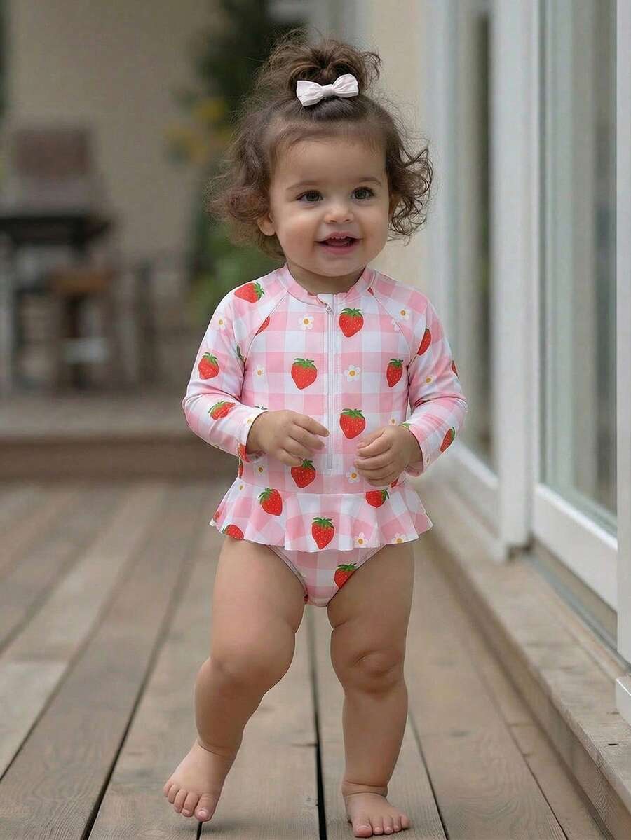 女婴粉色草莓印花长袖荷叶边下摆连体泳衣 - 粉色 - 查看 1