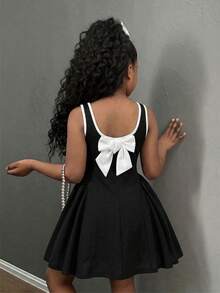 SHEIN Girls' Summer New Arrival Black & White Patchwork Sleeveless A-Line Dress, Sweet & Cute Daily Outfit - Black and White - View 2