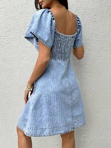 SHEIN Đầm denim nữ kiểu dáng thường ngày với tay áo raglan ngắn và họa tiết kẻ sọc. - Màu xanh lam - Xem 2