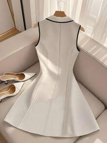 GlowEve 女士翻领V领无袖褶皱腰部A字优雅夏季连衣裙 - 白色 - 查看 2