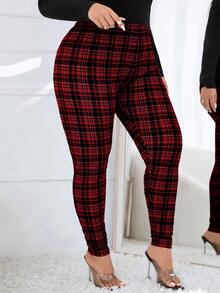 SHEIN Essnce Legging Ketat Elastis Motif Kotak-kotak Ukuran Besar - Merah - View 4