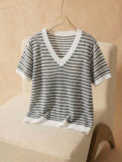 Elaquor 大码休闲条纹V领短袖毛衣，适合春秋季穿着