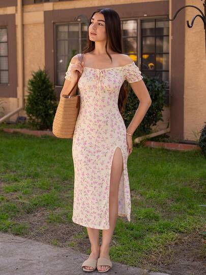 Andrea Bello Vestido de mujer con hombros descubiertos y abertura con estampado floral pequeño