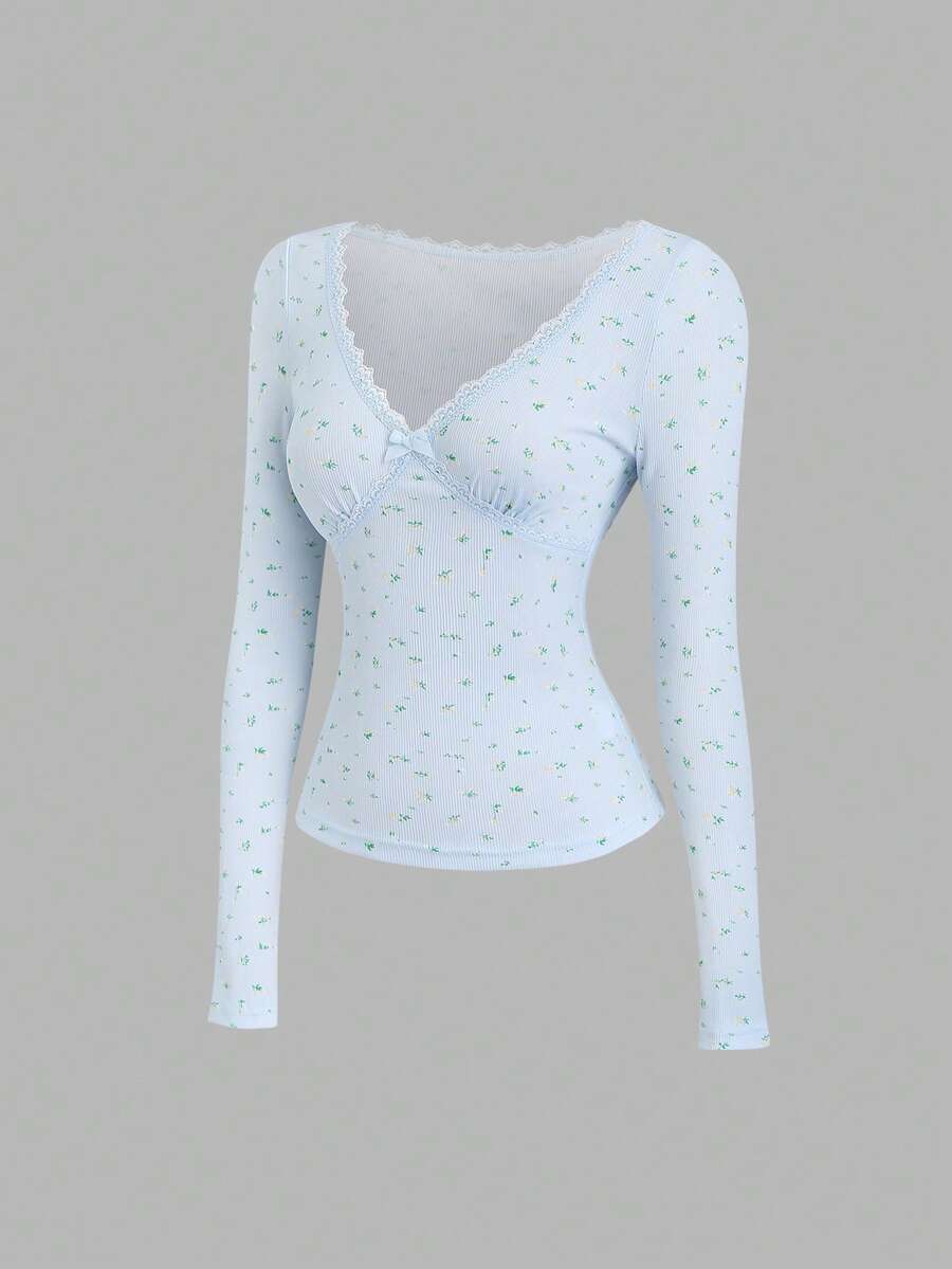 Sweetra Áo thun nữ mùa xuân/hè mới, phù hợp cho đi làm hàng ngày và đi nghỉ mát, chất liệu vải hoa nhí màu đen dễ thương, thiết kế ren tương phản với nơ trang trí, size nhỏ. - Màu xanh lam - Xem 1