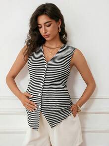 MaterniWear 孕妇V领单排扣休闲条纹背心 - 黑與白 - 查看 3
