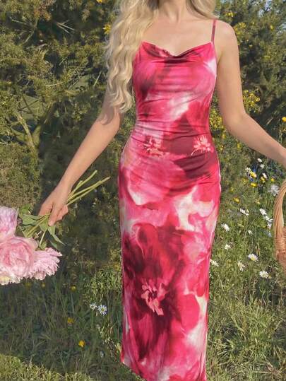 SHEIN Teen Girls Floral Print Spaghetti Strap Dress With Slit, Casual Ink Flower Pattern Snug Fit Long Dress, Suitable For Summer Vacation 2 Piece Skirt Sets Woman Silk Dress Vacation Girls Flowers 2 Piece Sets Woman Summer Beach Dresses Hawaii Outfits Women