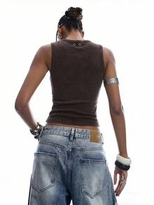 LYSMO 2026 New Minimalist Sleeveless Hollow Round Neck Coffee Brown Tank Top For Women, Spring/Summer - Coffee Brown - View 2