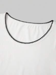 SHEIN EZwear 女士休闲舒适撞色贝壳花刺绣T恤 - 白色 - 查看 6
