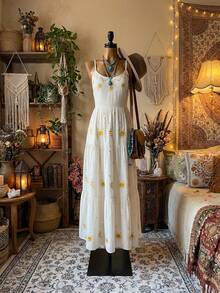 Freevana 波西米亚风奶油黄吊带连衣裙，金色花卉刺绣腰部A字长裙，复古度假宽松显瘦连衣裙，夏季 - 米色 - 查看 9