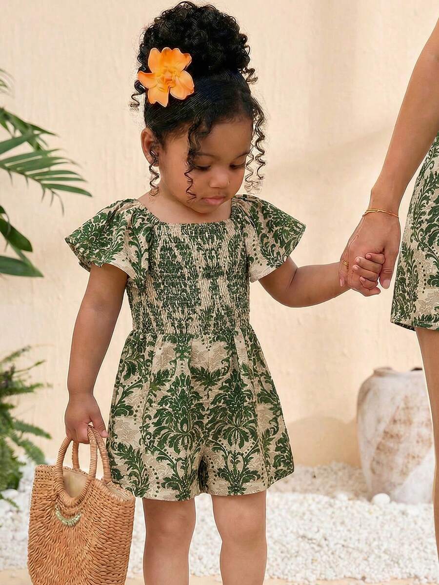 SHEIN Baby Girl Ditsy Floral Ruffled Collar Casual Romper - Multicolor - View 1