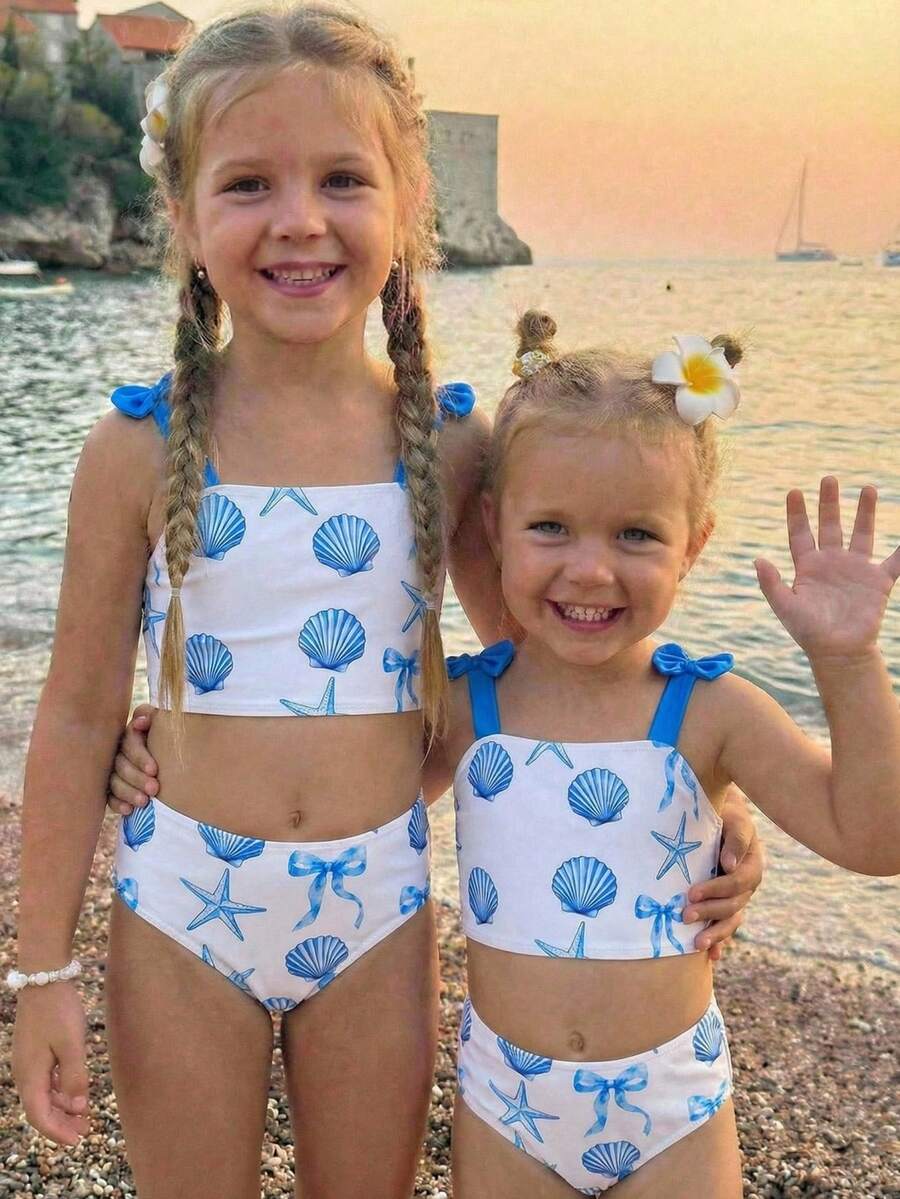 SHEIN 2pcs Young Girl Geometric Pattern Knit Swimwear Top And Shorts Set - Blue - View 1