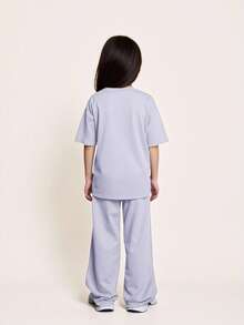 SHEIN 青少年女孩寬鬆休閒極簡舒適圓領落肩短袖T恤與長褲套裝 - 淡紫色 - 查看 2