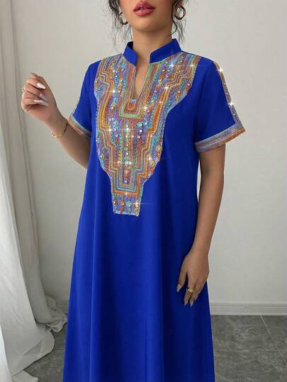 Rafferiza Đầm dài dáng rộng cổ tàu thêu họa tiết tương phản màu sắc, đính đá lấp lánh dành cho nữ.