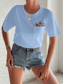 EURMUSE T-Shirt With Flower Embroidery, Round Collar, Pocket Details - Blue - View 4