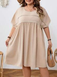 SHEIN CURVE+ Curve 尺码 US22 音乐节、海滨度假、波西米亚瑞士圆点撞色蕾丝蝙蝠袖衬衫 - 杏色 - 查看 4