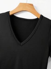 Franclia 2026 New Spring/Summer Outfit, Combining Minimalist Sexy And Casual Chic, Featuring Retro Printed Fashion Sense. Top: V-Neck Short Sleeve Jumpsuit With Fitted Stretchy Silhouette. Bottom: High-Waisted Wide-Leg Pants With Abstract Wave Print, Relaxed And Flattering. Women's 2-Piece Set In Black, Digital Print, And Minimalist Versatile Design. - Black - View 4