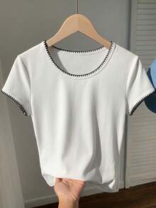 SHEIN EZwear 女士休闲舒适撞色贝壳花刺绣T恤 - 白色 - 查看 7