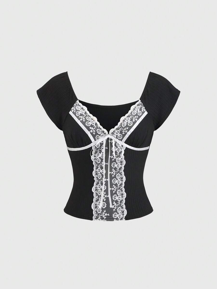 Sweetra Women's Black Vintage Sexy Lace Patchwork Bow Decor Comfortable Versatile Camisole Top T-Shirt, Spring/Summer - Black - View 1
