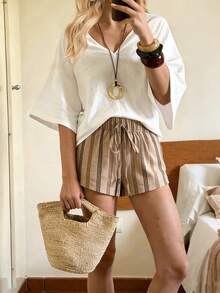 Breezaya 2026新款夏季度假风女装套装，宽松V领上衣，简约休闲蝙蝠袖衬衫，格子面料，高腰弹力短裤，两件套 - 彩色 - 查看 1