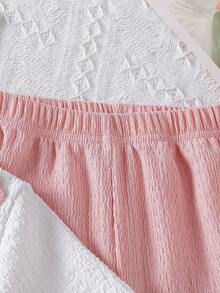 SHEIN Playful Pals Conjunto de 2 piezas para niñas jóvenes: Blusa de manga corta texturizada blanca + Pantalones anchos texturizados color caqui con decoración de lazo floral 3D, adecuado para uso casual diario y vacaciones, verano - Rosa - Ver 5