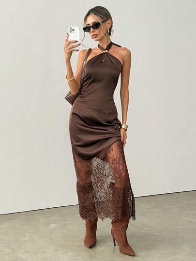 Ritzy Row Modischer minimalistischer Metallschnallen-Dekor Neckholder Figurbetontes Trägertop kombiniert mit hochgeschnittener Spitzen-Patchwork-Rock, Damen 2-teiliges Set, Damen Casual Outfit, Urlaubskleidung, Damen elegantes Outfit, Hochzeit & Party, Karnevalskostüm, Valentinstag Outfit, Damen Sommer Set, Braun 2-teiliges Set