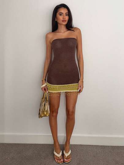  SHEIN Glamour Women's Strapless Backless Tie-Waist Sequin Shell Tassel Knit Dress,Spring/Summer New Arrival: A Brown Color-Blocked Strapless Dress With A Seashell-Embellished Hem And A Shimmering Top. Perfect For Beach Vacations, Beach Trips, Beach Parties, Dates, Nightclubs, Picnics, Parties, Music Festivals, Brunch, And Other Occasions.