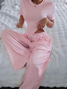 DAZY Bộ 2 món đồ ngủ nữ họa tiết quả táo dễ thương, quần short dài dáng rộng, thích hợp mặc nhà mùa hè. - Hồng - Xem 4