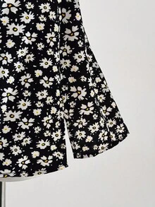 Sunspun Romantic Vacation Ditsy Floral Fitted V-Neck Backless Dress - Black - View 4