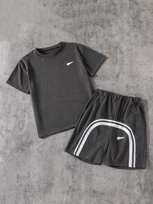 两件套青少年男童休闲水洗星形印花T恤和阔腿裤，宽松舒适，适合日常穿着、通勤、户外、运动、上学、街头、聚会和拍照，适合秋、春、夏三季穿着。 - 彩色 - 查看 3