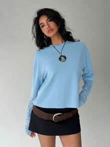 Aloruh Kaos Wanita Kasual Polos Kerah Bulat Pas Badan dengan Hiasan Renda Manis - Baby Blue - View 6