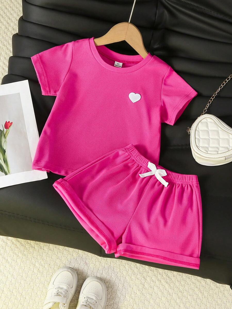 SHEIN Genkimix Kids 女童时尚可爱爱心刺绣针织短袖T恤套装，适合休闲、运动、户外、度假等场合 - 玫瑰紅 - 查看 1