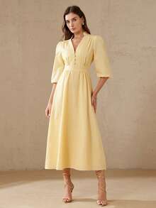 BELROSIE Robe de vacances élégante et minimaliste de style rétro français. Robe de luxe Top de gamme avec col en V, manches à volants, décoration de boutons métalliques et taille affinée évasée pour femmes - Jaune clair - Voir 3