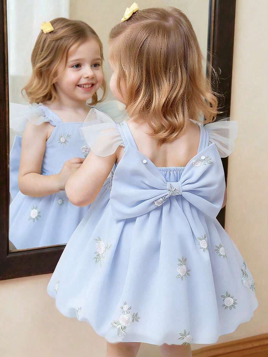 SHEIN Baby Girls' Light Blue Floral Summer Elegant Wedding Guest Ruffle Strap Puff A-Line Dress 3D Bow Back Lantern Skirt For Gathering & Celebrations - Blue - View 1