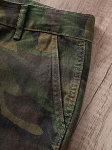 Manfinity Joysei 男式休闲工装口袋迷彩磨边宽松牛仔短裤 - 軍綠色 - 查看 3