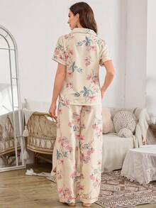 Serenescape Bubble Wrinkle Floral Print Short Sleeve Pajama Set - Apricot - View 2