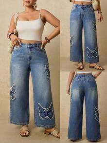 SHEIN PETITE CURVE 夏季大码女装休闲通勤外出穿搭生日优雅蝴蝶贴片斜插口袋休闲时尚牛仔裤 - 深色水洗藍 - 查看 1