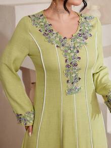 Modelyn Embroidered Trim Patchwork Elegant Modest Plus Size Long Sleeve Dress - Green - View 2